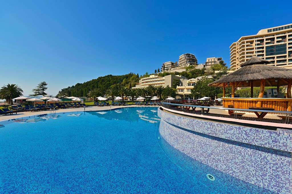 Iberostar Bellevue: Pool