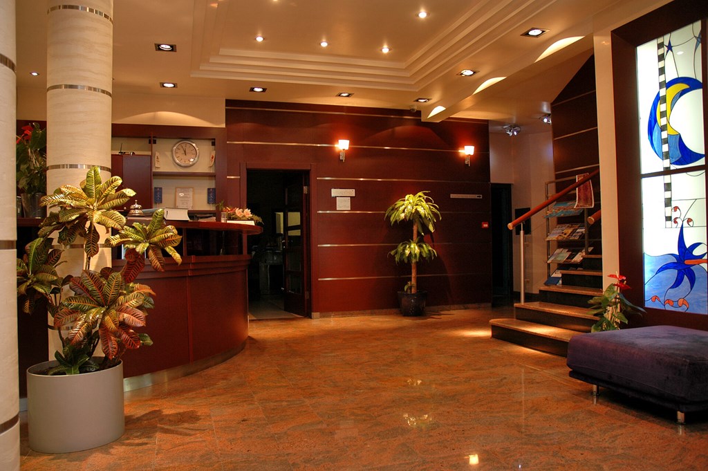 Blue Star: Lobby