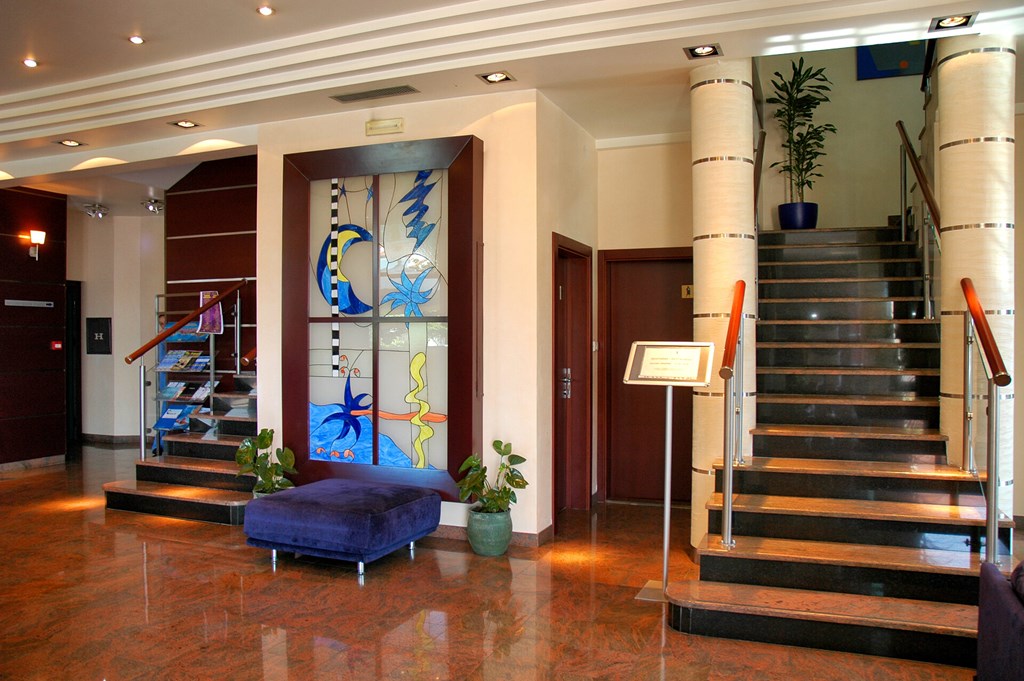 Blue Star: Lobby