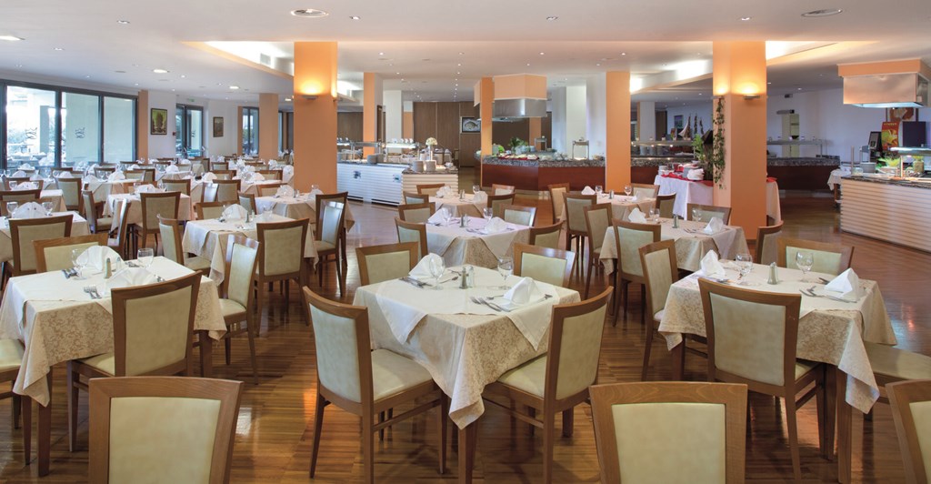 Queen of Montenegro: Restaurant