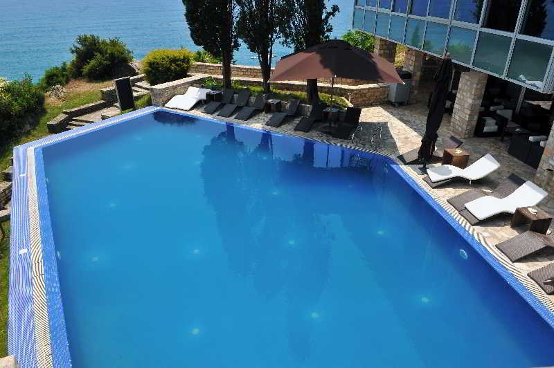 Avala Resort & Villas: Pool