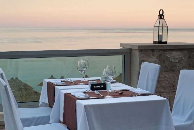 Avala Resort & Villas: Restaurant