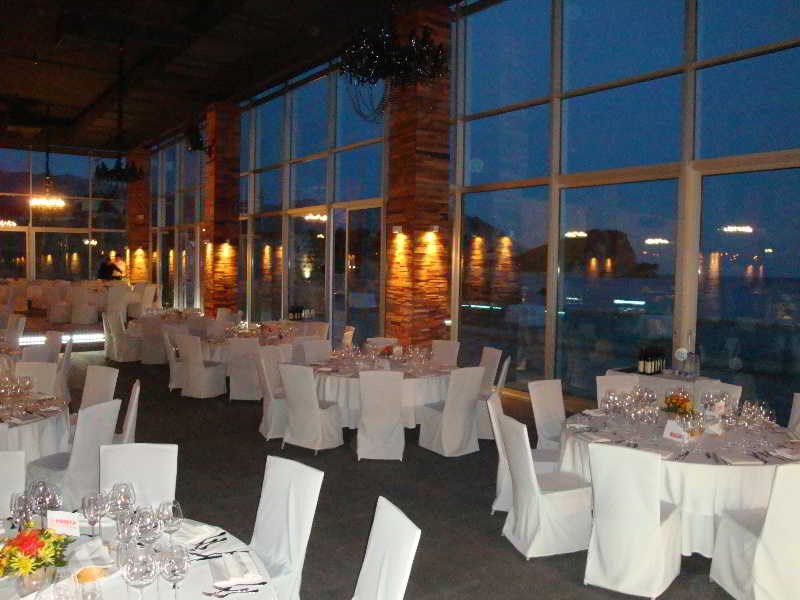 Avala Resort & Villas: Restaurant