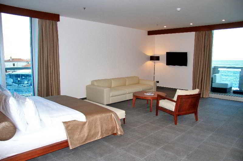 Avala Resort & Villas: Room