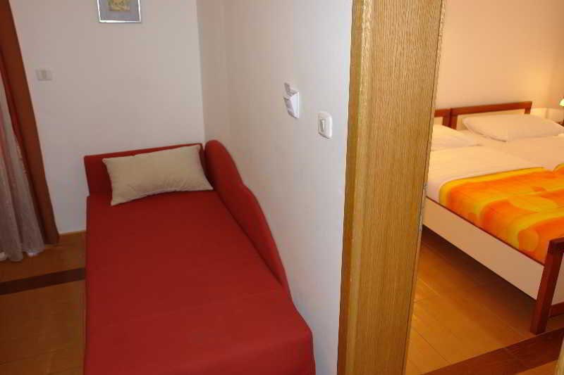 Garni Hotel Fineso: Room