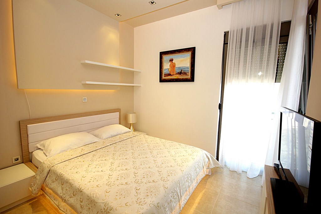 Butua Residence: Room APARTMENT LUXURY