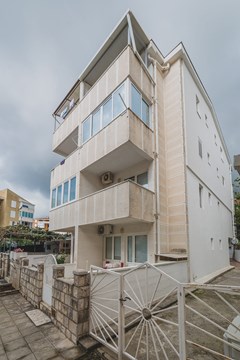 Apartments Andjela: General view - photo 2