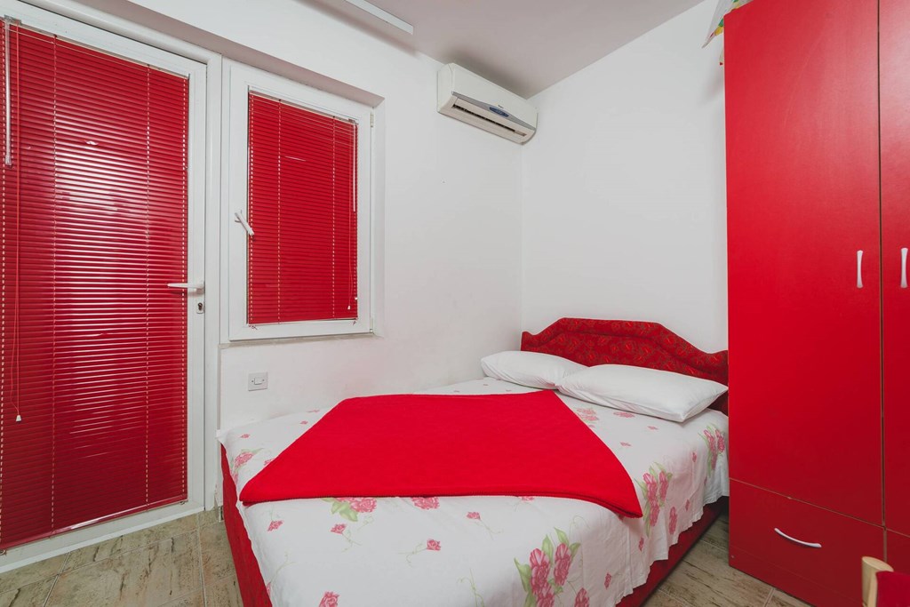 Apartments Andjela: Room APARTMENT CAPACITY 3