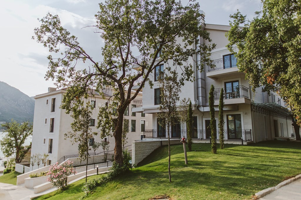 Hotel Huma Kotor Bay: General view