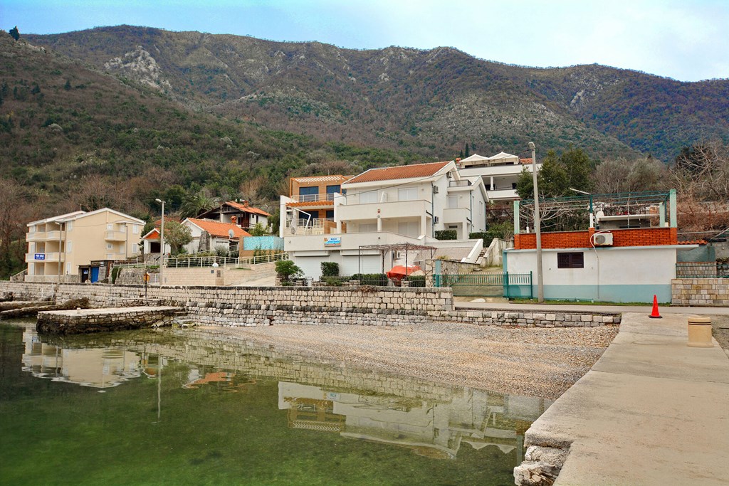 Cattaroom Apartments: General view