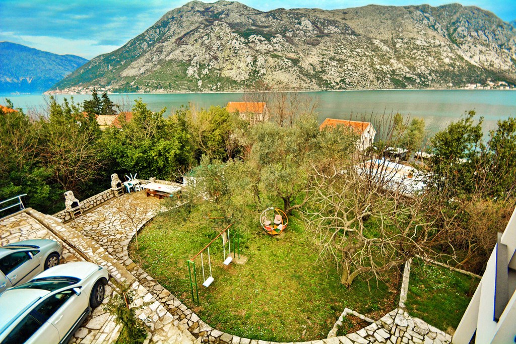 Cattaroom Apartments: General view