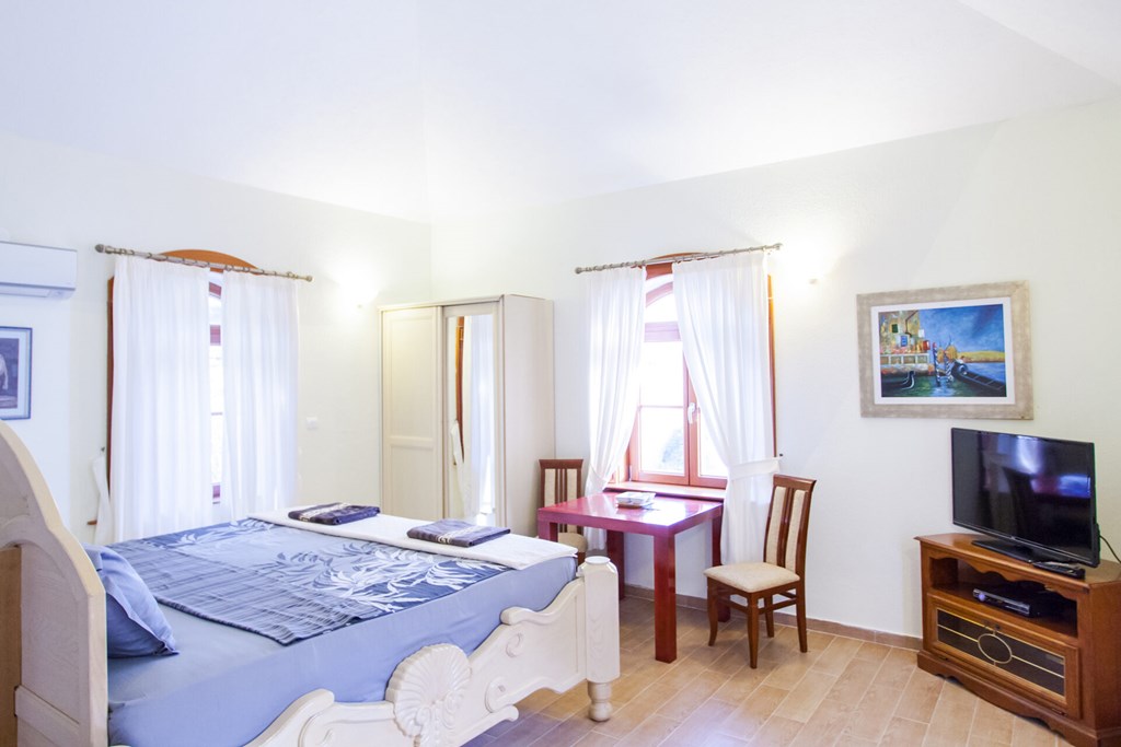 Pietra Mare Apartments: Room STUDIO WITH TERRACE