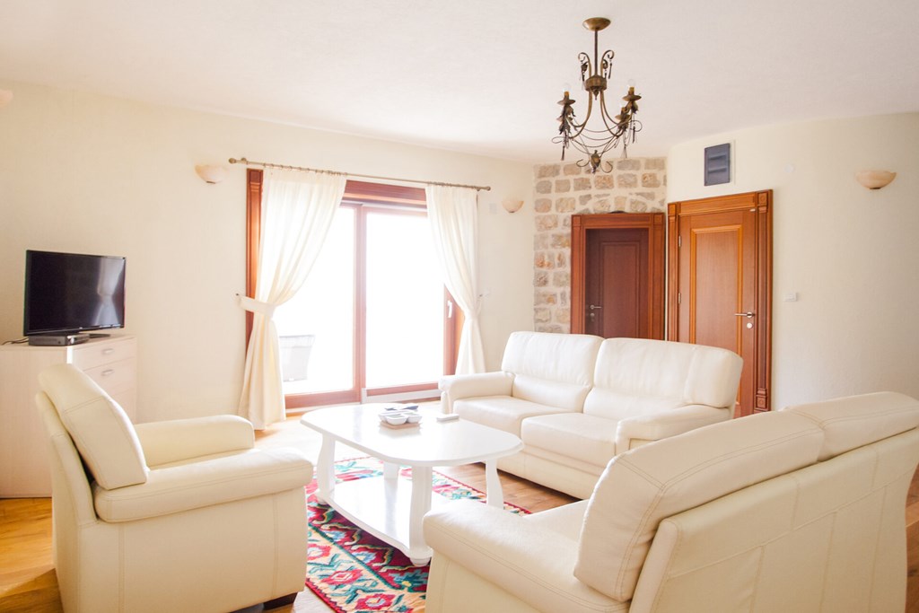 Pietra Mare Apartments: Room APARTMENT CAPACITY 5 TWO BEDROOMS