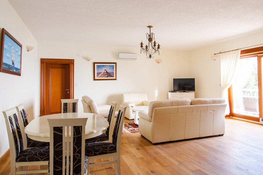 Pietra Mare Apartments: Room APARTMENT CAPACITY 5 TWO BEDROOMS