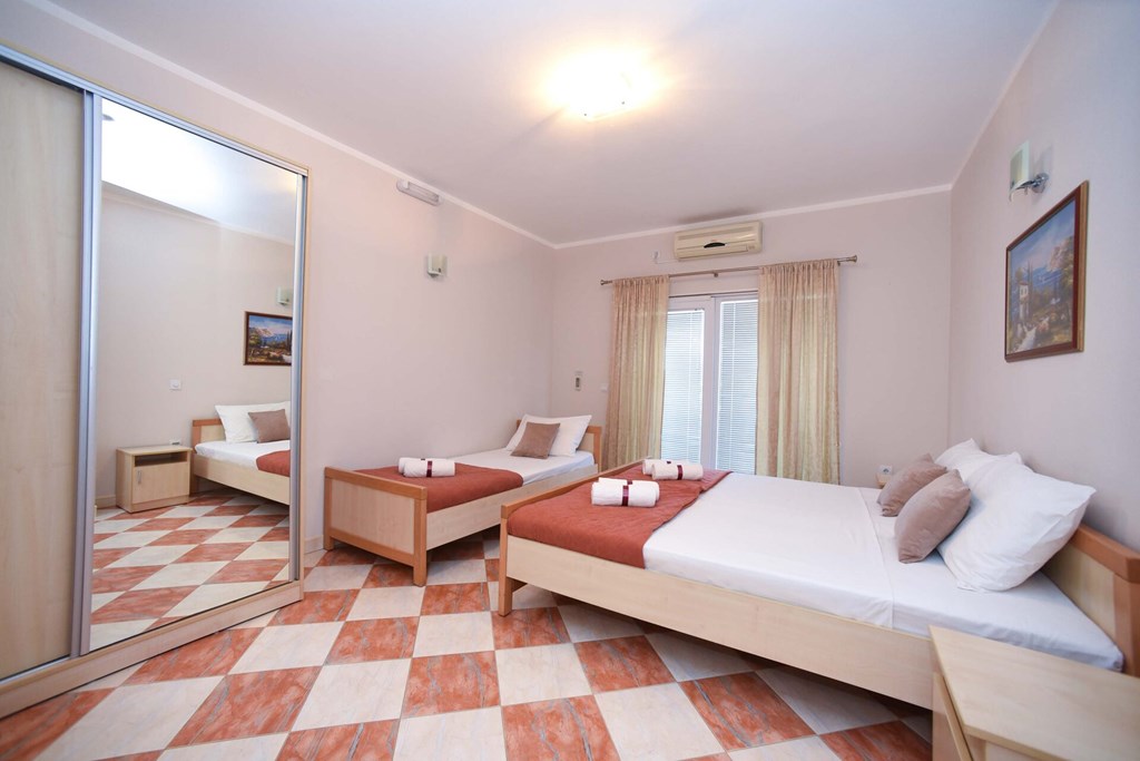 D&D Apartments Tivat: Room STUDIO SEA VIEW CAPACITY 3