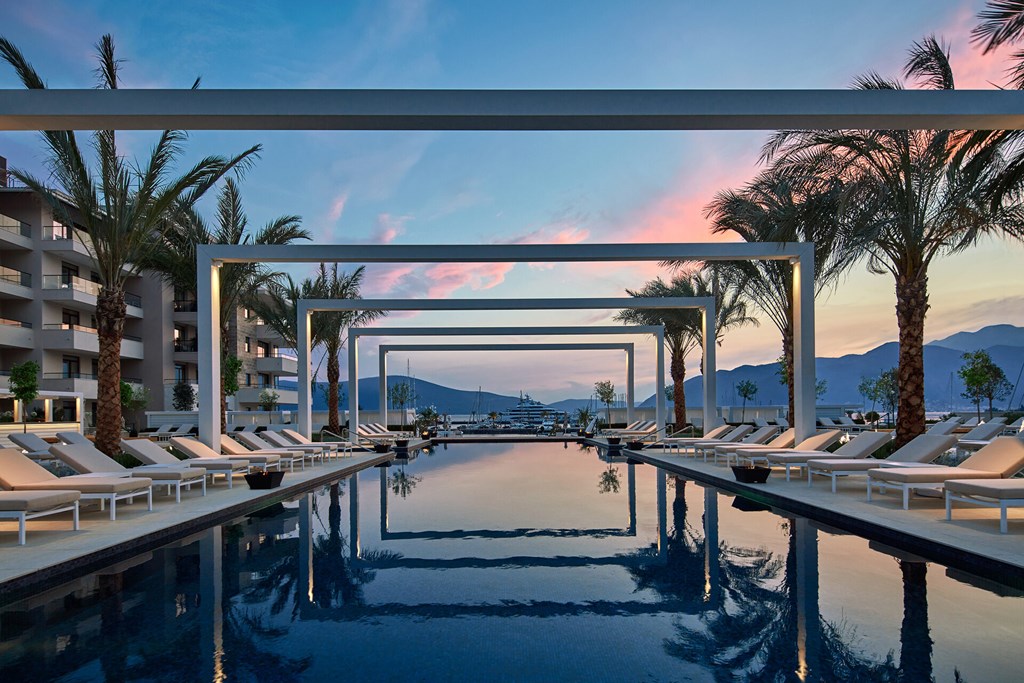 Regent Porto Montenegro Hotel: Pool