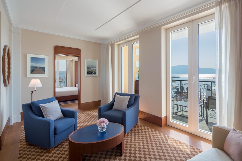 Regent Porto Montenegro Hotel: Room JUNIOR SUITE SEA VIEW