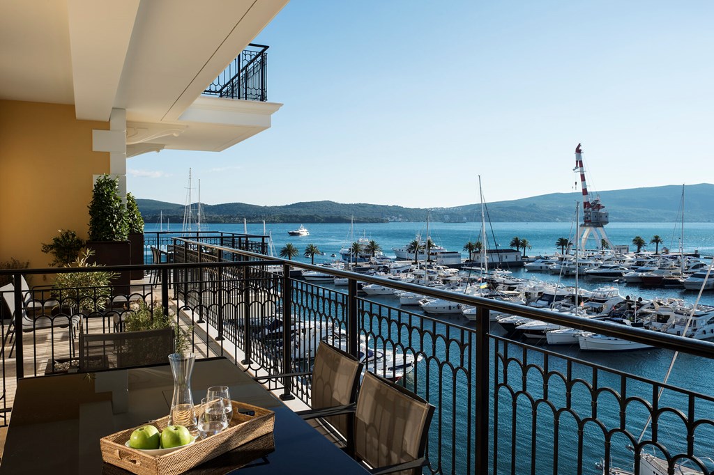 Regent Porto Montenegro Hotel: Room