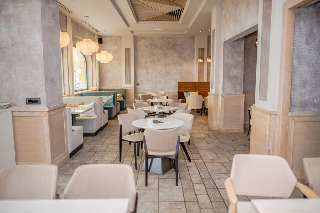 Hotel Astoria Tivat: Restaurant