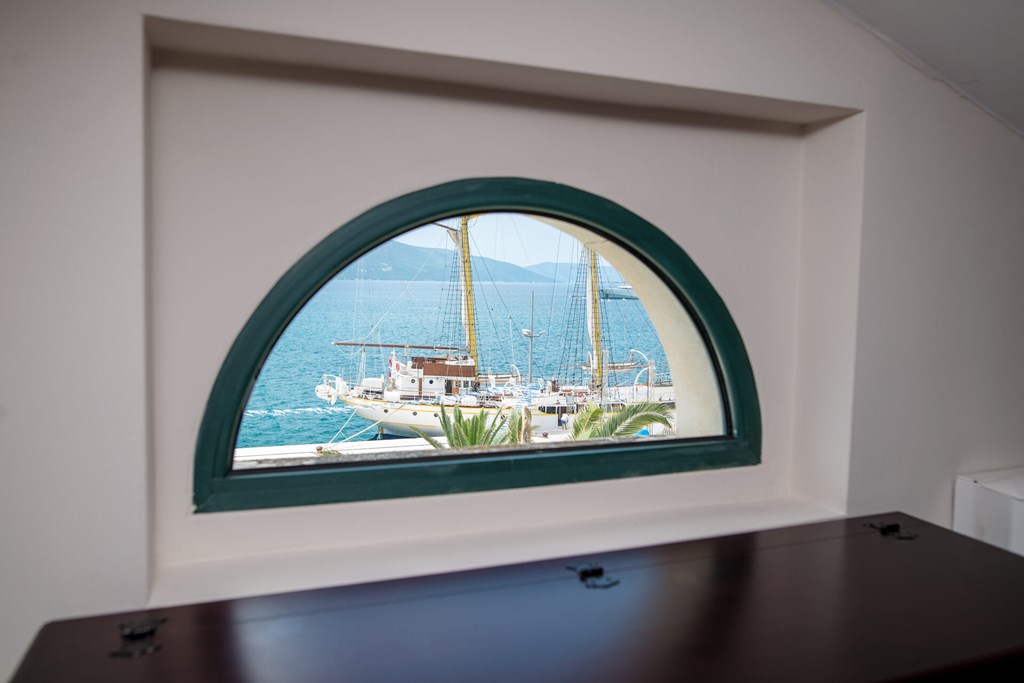 Hotel Astoria Tivat: Room JUNIOR SUITE SEA VIEW