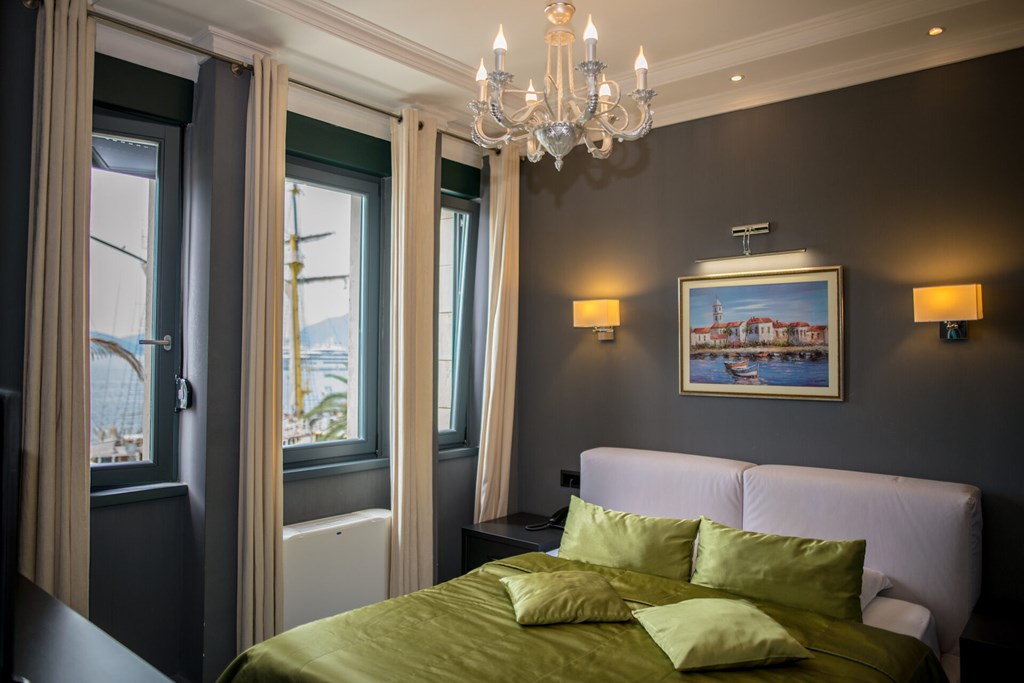 Hotel Astoria Tivat: Room SUITE SEA VIEW