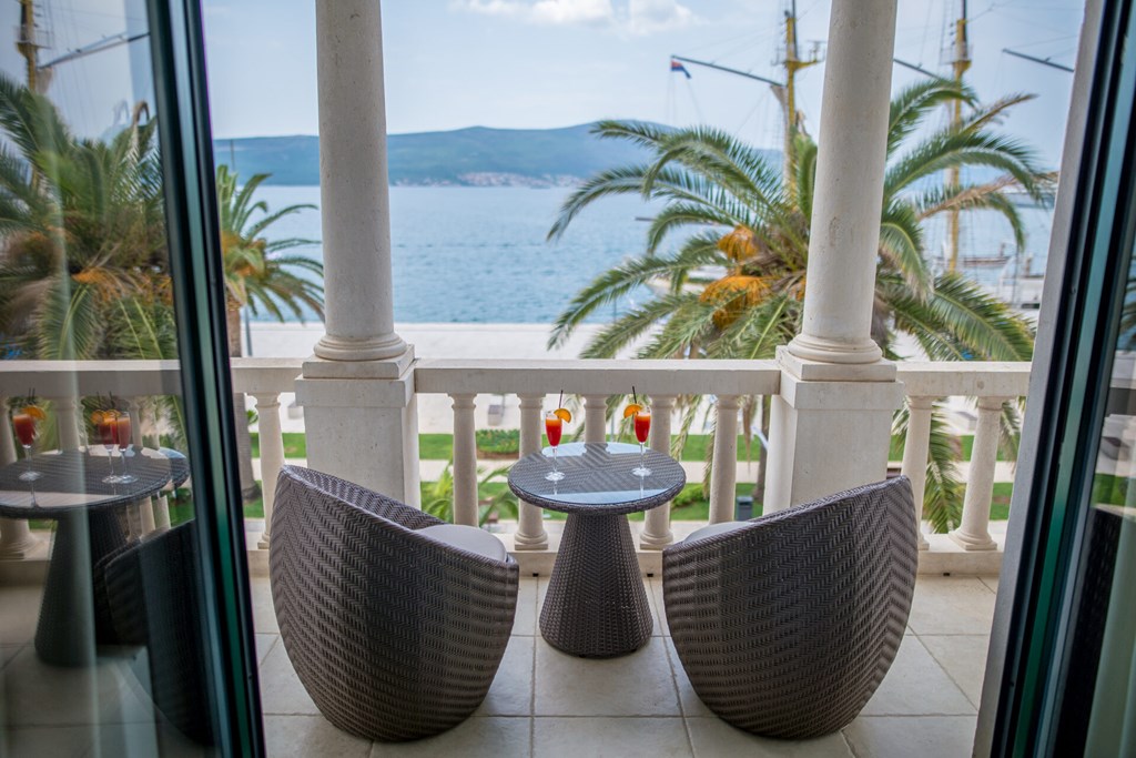 Hotel Astoria Tivat: Room SUITE SEA VIEW