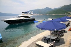 Jelena Villa & Apartments: Beach - photo 9