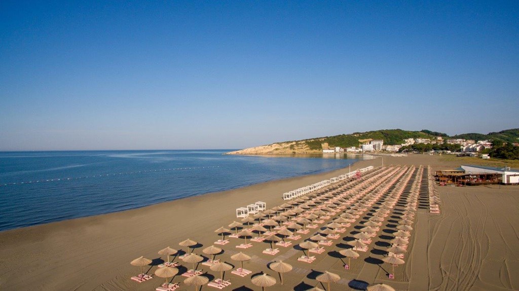 The Long Beach Hotel Montenegro: Beach