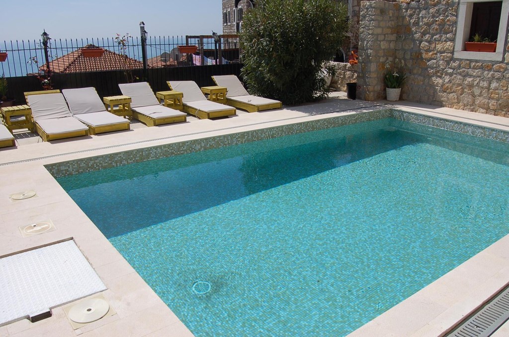 Hotel Palata Venezia: Pool