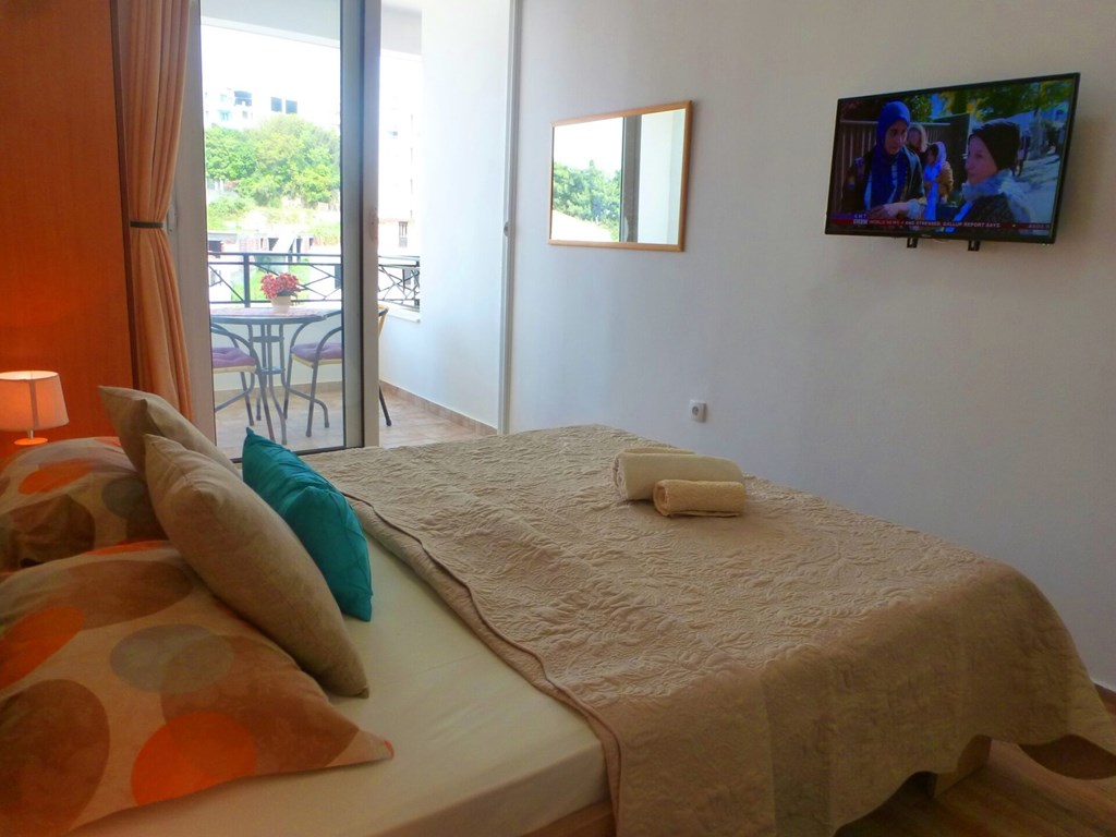 Apartments Lungo Mare: Room STUDIO SEA VIEW WITH BALCONY