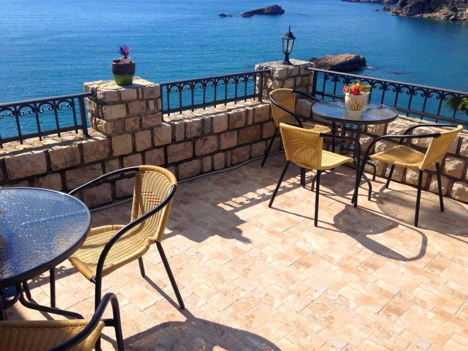 Apartments Antigona - Old Town: Terrace