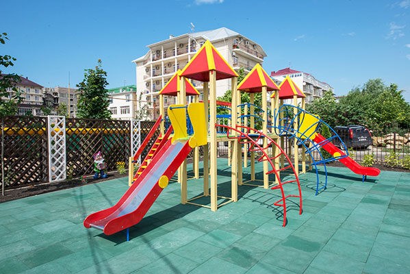 Avrora (Vityazevo) Otel`: Детская  площадка