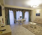 Franczuzskij kvartal Otel`: Люкс 2-местный 2-комнатный