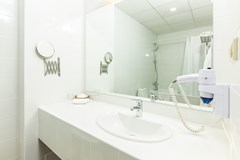 Grand Kruiz  Otel`: Люкс 2-местный 2-комнатный Люкс 2-местный 2-комнатный с/у - photo 41