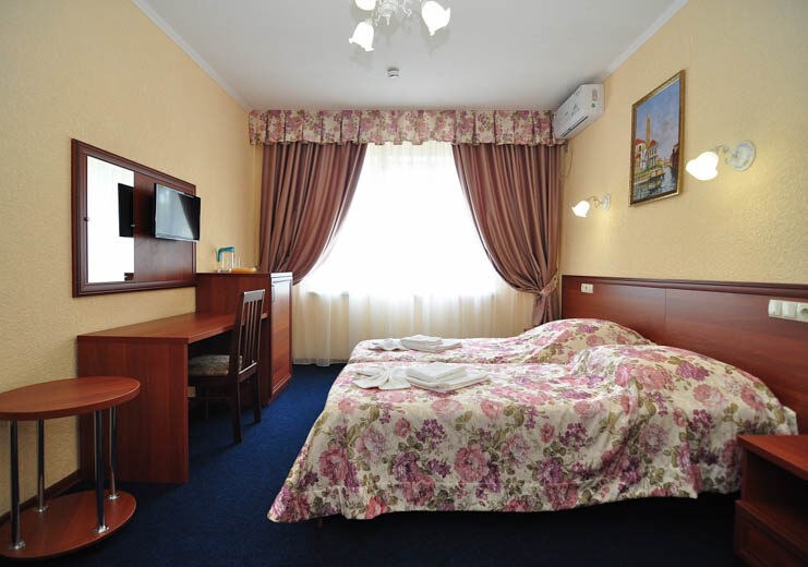 Lazurny`j bereg(Anapa) Park-otel`: Стандартный 2-местный (без балкона)