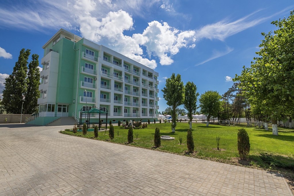 Lazurny`j bereg(Anapa) Park-otel`: Фасад