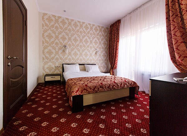 Long Beach Klubny`j otel`: Люкс 2-местный