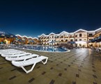 Long Beach Klubny`j otel`: Территория