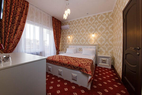 Long Beach Klubny`j otel`: Люкс 2-местный