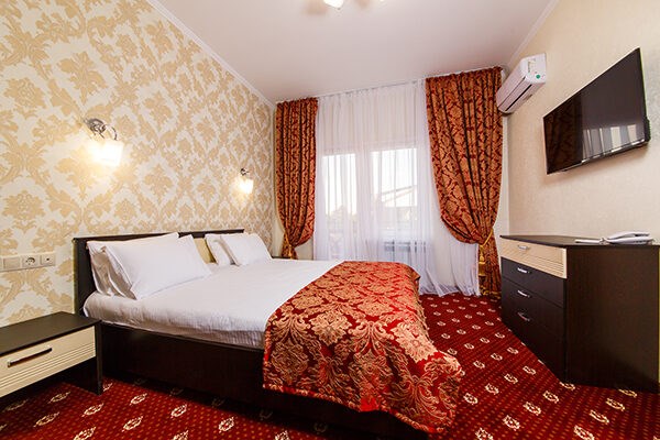 Long Beach Klubny`j otel`: Люкс 2-местный