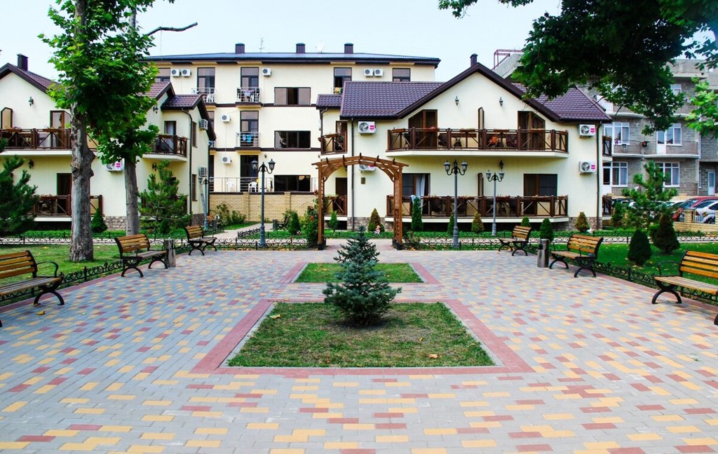 Platan Rezort (Vityazevo) Pansionat: Внешний вид