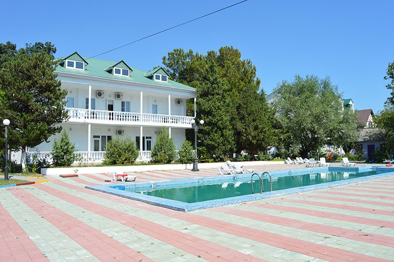 Dubravushka Hotel: Бассейн