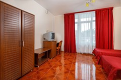 Kristall (Gelendzhik) Hotel-pansionat: Стандарт 2-местный корпус 1,2 - photo 26