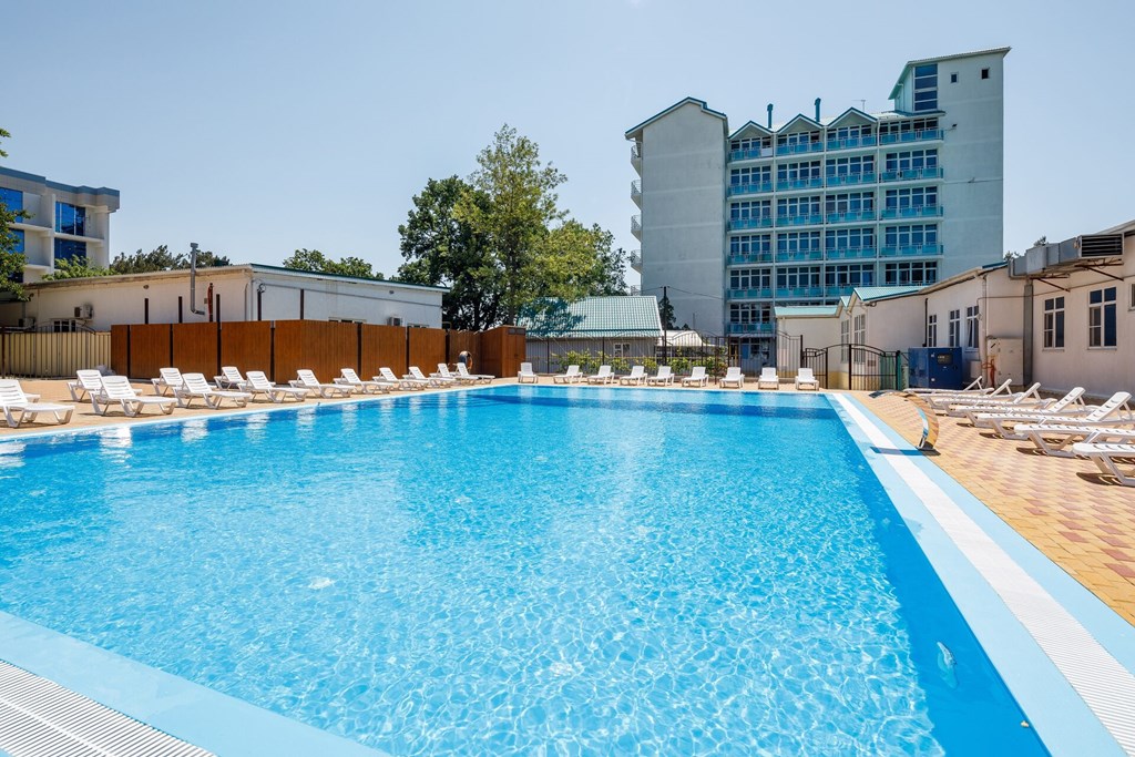 Kristall (Gelendzhik) Hotel-pansionat: Бассейн