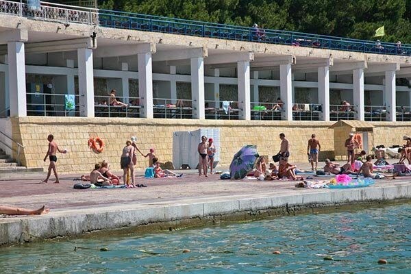 Kristall (Gelendzhik) Hotel-pansionat: Пляж