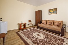 Kristall (Gelendzhik) Hotel-pansionat: Стандарт 2-местный 2-комнатный корпус 3,4 - photo 30