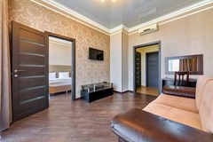 Mari (Gelendzhik) Hotel: 1 категория люкс 2-комнатный 4-местный - photo 25