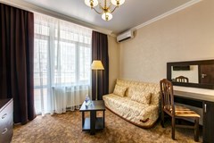 Oskar Hotel: Люкс 2-комн с балконом  - photo 41