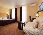 Oskar Hotel: Стандарт 3-местный 1-комнатный с балконом