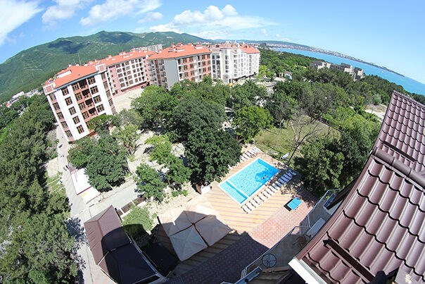 Plaza (Gelendzhik) Hotel: Территория